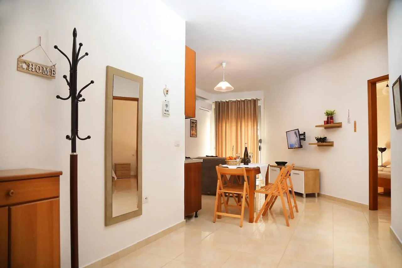 Appartement Sweet Holidays Near The Beach & Center Of City Vlorë