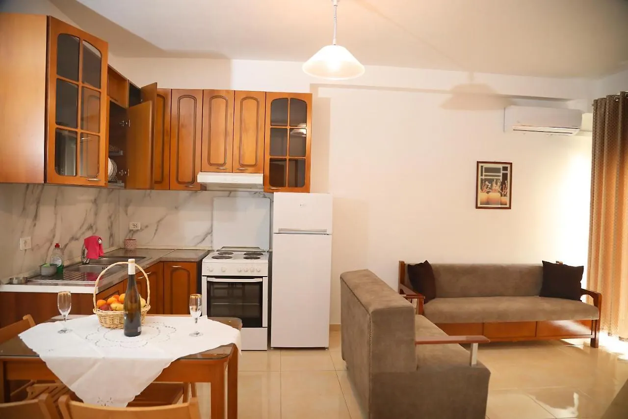 Sweet Holidays Near The Beach & Center Of City Vlorë Albanie
